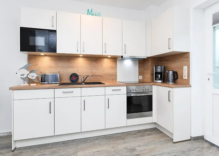 Komfortable Mit Terrasse 公寓 贝塞尔